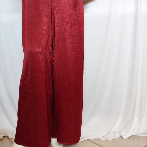 Perfectly Priscilla Classic Attraction palazzo maroon wine colored jumpsuit NWT - Picture 2 of 8